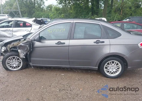 2010 Ford Focus Se z USA, uszkodzony, nr VIN 1FAHP3FNXAW164525